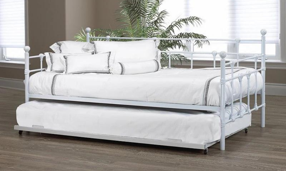 Divano letto con letto in metallo e rotelle gemellari - Bianco